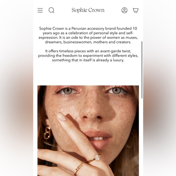 Sophie Crown 18K Gold Plated Luxury Collection Gift White Huggies Earrings - Picture 4 of 4